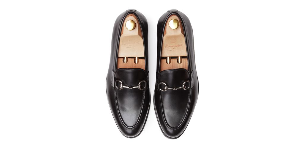 Sapato preto Oxford para os homens, sapato com forma Inglês, clássicos sapatos, sapatos elegantes, sapatos para casamentos, sapatos de casamento para os homens