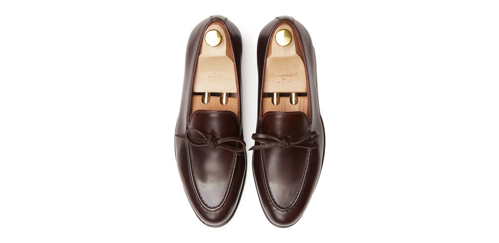 Sapato preto Oxford para os homens, sapato com forma Inglês, clássicos sapatos, sapatos elegantes, sapatos para casamentos, sapatos de casamento para os homens