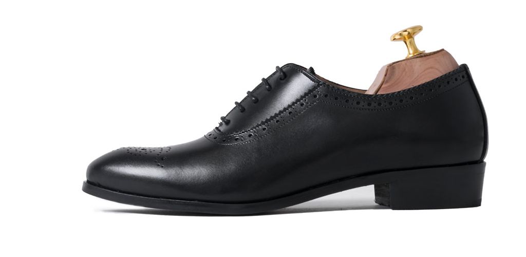 Zapato Oxford para mujer, zapatos negros para mujer, zapato Oxford negro para mujer, zapatos elegantes, zapatos clásicos, zapatos cómodos, Oxford hecho en España 