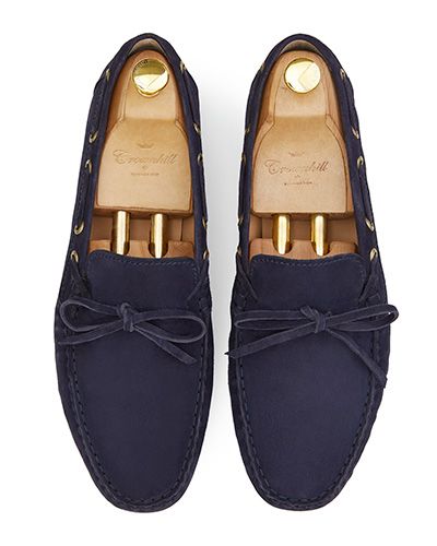 Driver scarpe scamosciate in blu scuro. Scarpa comoda per l'estate
