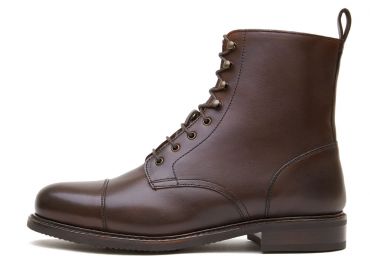 Cap-toe boots, brown  balmoral boots, cassual boots