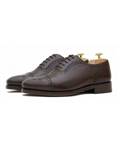 Sapato preto Oxford para os homens, sapato com forma Inglês, clássicos sapatos, sapatos elegantes, sapatos para casamentos, sapatos de casamento para os homens
