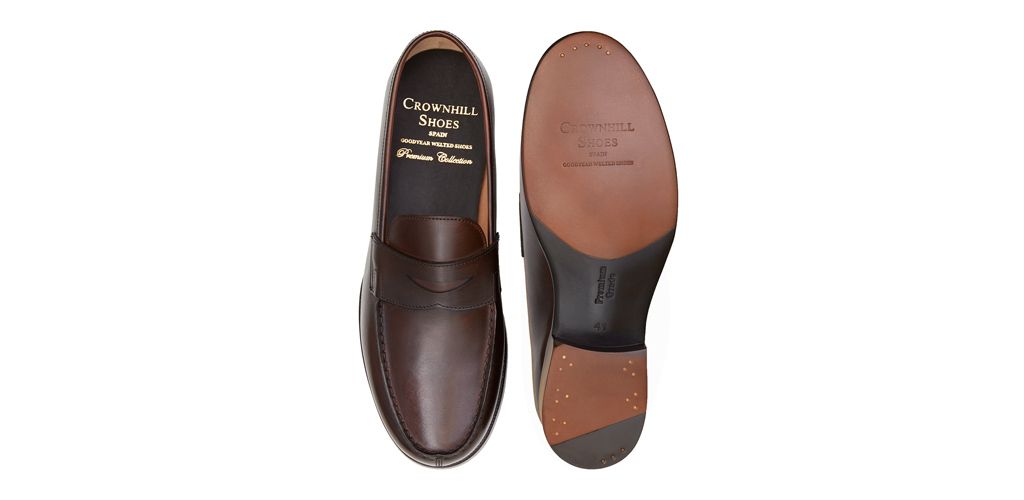 Sapato preto Oxford para os homens, sapato com forma Inglês, clássicos sapatos, sapatos elegantes, sapatos para casamentos, sapatos de casamento para os homens
