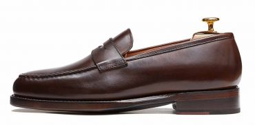 Sapato preto Oxford para os homens, sapato com forma Inglês, clássicos sapatos, sapatos elegantes, sapatos para casamentos, sapatos de casamento para os homens