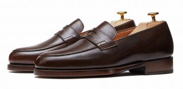 Sapato preto Oxford para os homens, sapato com forma Inglês, clássicos sapatos, sapatos elegantes, sapatos para casamentos, sapatos de casamento para os homens