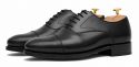 Sapato preto Oxford para os homens, sapato com forma Inglês, clássicos sapatos, sapatos elegantes, sapatos para casamentos, sapatos de casamento para os homens