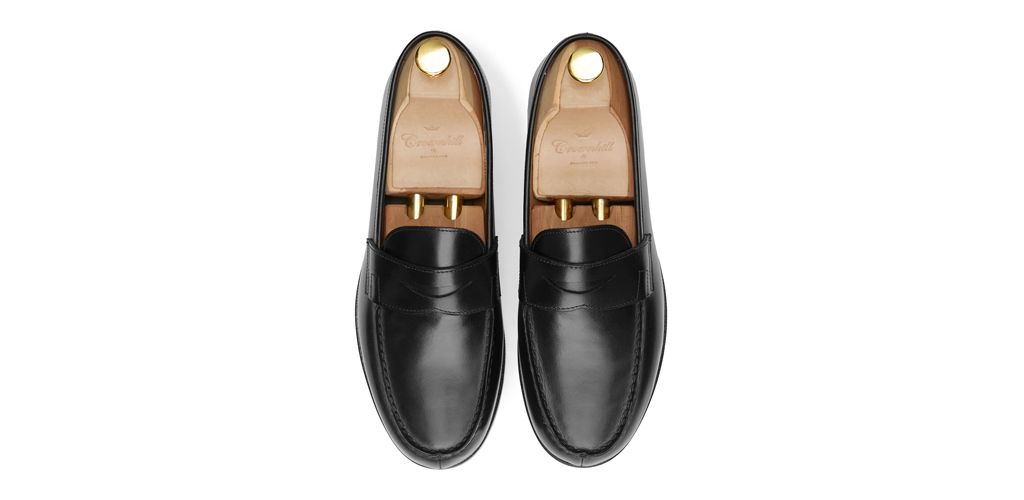 Sapato preto Oxford para os homens, sapato com forma Inglês, clássicos sapatos, sapatos elegantes, sapatos para casamentos, sapatos de casamento para os homens