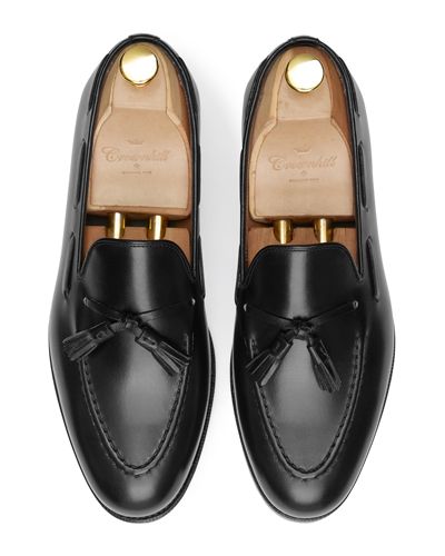 Sapato preto Oxford para os homens, sapato com forma Inglês, clássicos sapatos, sapatos elegantes, sapatos para casamentos, sapatos de casamento para os homens