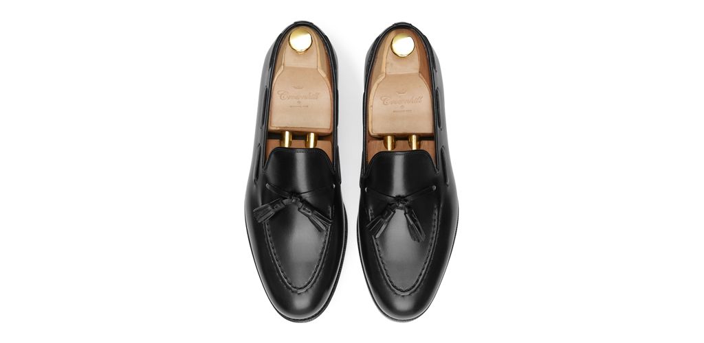Sapato preto Oxford para os homens, sapato com forma Inglês, clássicos sapatos, sapatos elegantes, sapatos para casamentos, sapatos de casamento para os homens