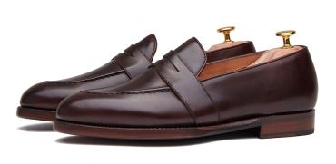 Sapato preto Oxford para os homens, sapato com forma Inglês, clássicos sapatos, sapatos elegantes, sapatos para casamentos, sapatos de casamento para os homens