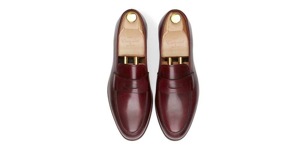 Sapato preto Oxford para os homens, sapato com forma Inglês, clássicos sapatos, sapatos elegantes, sapatos para casamentos, sapatos de casamento para os homens