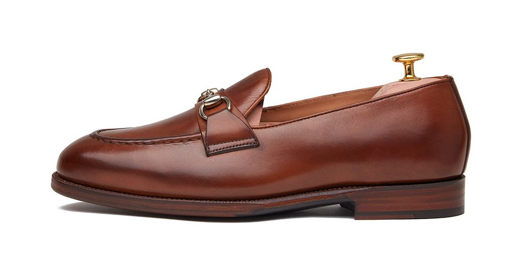 Mocassim na máscara de couro preto, Homens de couro loafer