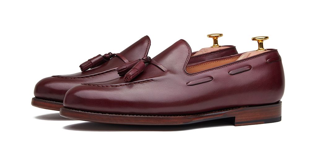 Black Oxford shoe for men, Plain Oxford shoe, shoe with english last, classic shoes, elegant shoes, dress shoes, dress shoes for weddings, wedding shoes for men