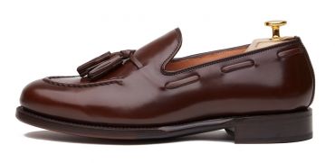 Black Oxford shoe for men, Plain Oxford shoe, shoe with english last, classic shoes, elegant shoes, dress shoes, dress shoes for weddings, wedding shoes for men
