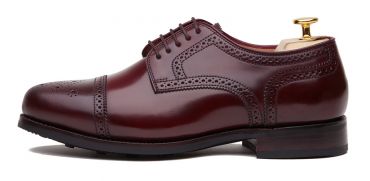 Sapatos de camurça marrom