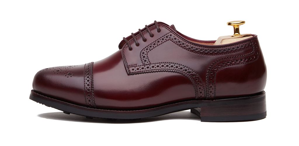 Sapatos de camurça marrom