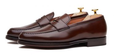 Sapato preto Oxford para os homens, sapato com forma Inglês, clássicos sapatos, sapatos elegantes, sapatos para casamentos, sapatos de casamento para os homens