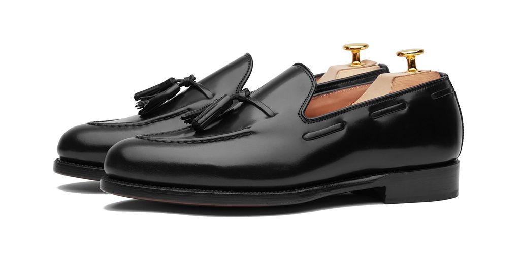 Sapato preto Oxford para os homens, sapato com forma Inglês, clássicos sapatos, sapatos elegantes, sapatos para casamentos, sapatos de casamento para os homens