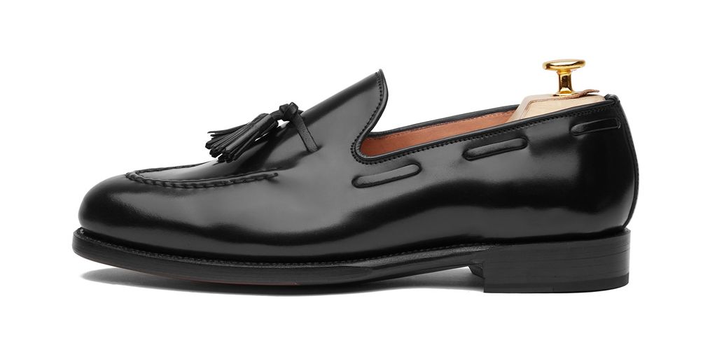 Sapato preto Oxford para os homens, sapato com forma Inglês, clássicos sapatos, sapatos elegantes, sapatos para casamentos, sapatos de casamento para os homens