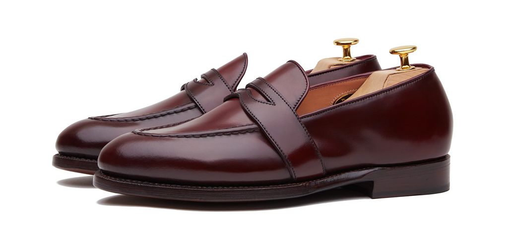 Sapato preto Oxford para os homens, sapato com forma Inglês, clássicos sapatos, sapatos elegantes, sapatos para casamentos, sapatos de casamento para os homens
