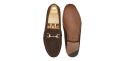 Sapatos mocassim de fivelas. Mocassins de couro para homens.