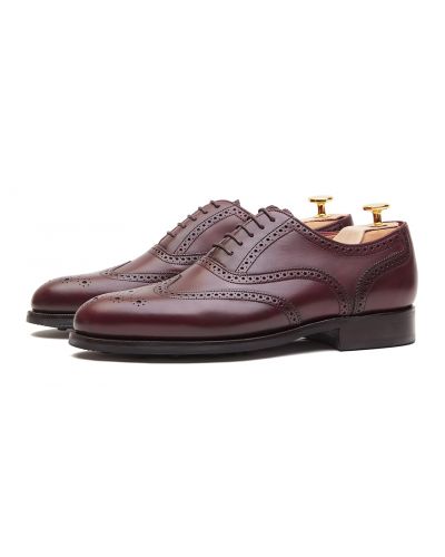 Burgundy shoes for men, shoes with style, good quality shoes, Oxford burgundy shoes for men, shoes with color, colorful shoes, elegant shoes, comfortable shoes, comfort in shoes