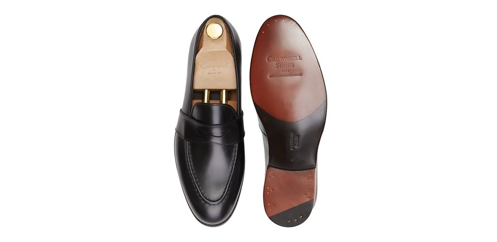 Sapato preto Oxford para os homens, sapato com forma Inglês, clássicos sapatos, sapatos elegantes, sapatos para casamentos, sapatos de casamento para os homens