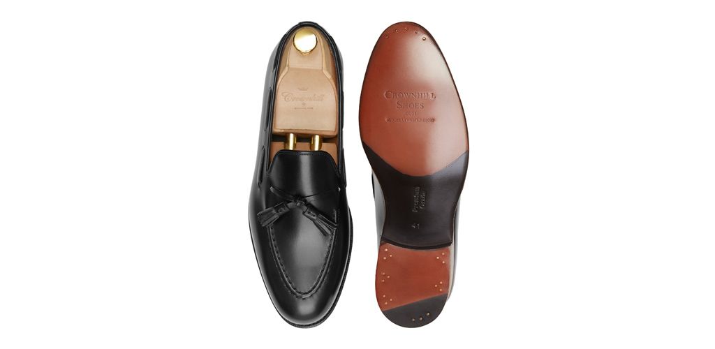 Sapato preto Oxford para os homens, sapato com forma Inglês, clássicos sapatos, sapatos elegantes, sapatos para casamentos, sapatos de casamento para os homens