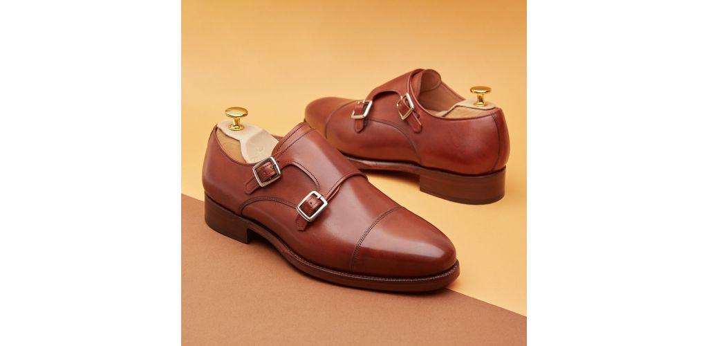 Sapato preto Oxford para os homens, sapato com forma Inglês, clássicos sapatos, sapatos elegantes, sapatos para casamentos, sapatos de casamento para os homens