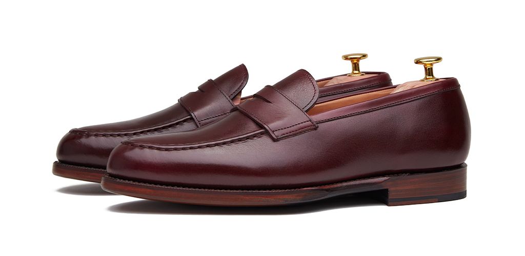 Sapato preto Oxford para os homens, sapato com forma Inglês, clássicos sapatos, sapatos elegantes, sapatos para casamentos, sapatos de casamento para os homens