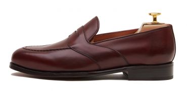 Black Oxford shoe for men, Plain Oxford shoe, shoe with english last, classic shoes, elegant shoes, dress shoes, dress shoes for weddings, wedding shoes for men