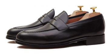 Sapato preto Oxford para os homens, sapato com forma Inglês, clássicos sapatos, sapatos elegantes, sapatos para casamentos, sapatos de casamento para os homens
