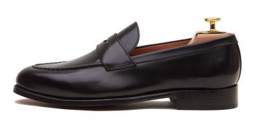 Black Oxford shoe for men, Plain Oxford shoe, shoe with english last, classic shoes, elegant shoes, dress shoes, dress shoes for weddings, wedding shoes for men