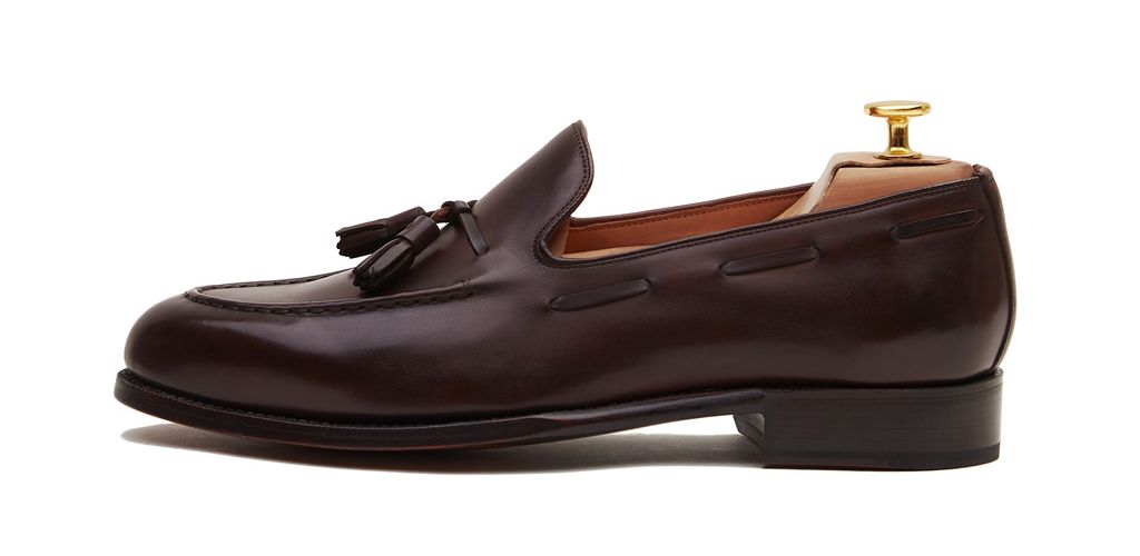 Black Oxford shoe for men, Plain Oxford shoe, shoe with english last, classic shoes, elegant shoes, dress shoes, dress shoes for weddings, wedding shoes for men