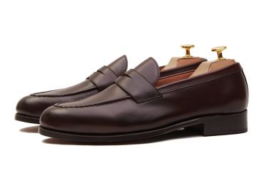 Sapato preto Oxford para os homens, sapato com forma Inglês, clássicos sapatos, sapatos elegantes, sapatos para casamentos, sapatos de casamento para os homens