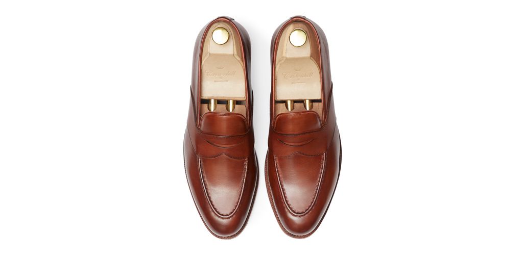 Sapato preto Oxford para os homens, sapato com forma Inglês, clássicos sapatos, sapatos elegantes, sapatos para casamentos, sapatos de casamento para os homens