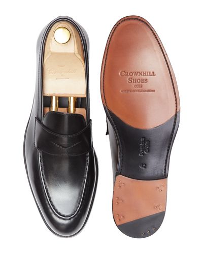 Black Oxford shoe for men, Plain Oxford shoe, shoe with english last, classic shoes, elegant shoes, dress shoes, dress shoes for weddings, wedding shoes for men