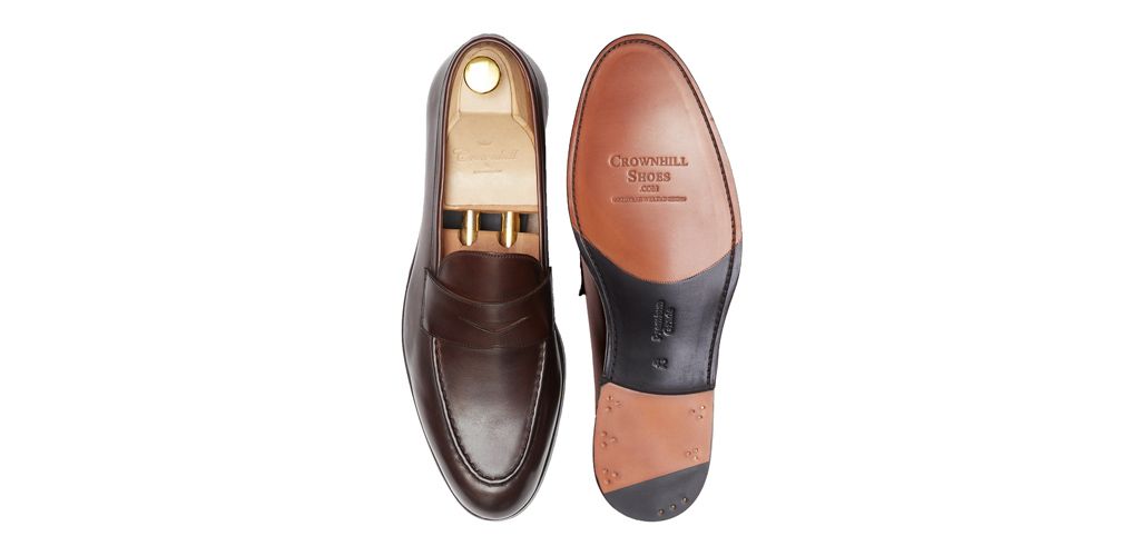 Sapato preto Oxford para os homens, sapato com forma Inglês, clássicos sapatos, sapatos elegantes, sapatos para casamentos, sapatos de casamento para os homens