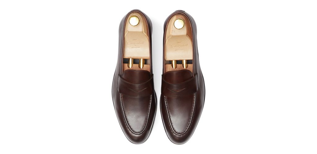 Sapato preto Oxford para os homens, sapato com forma Inglês, clássicos sapatos, sapatos elegantes, sapatos para casamentos, sapatos de casamento para os homens