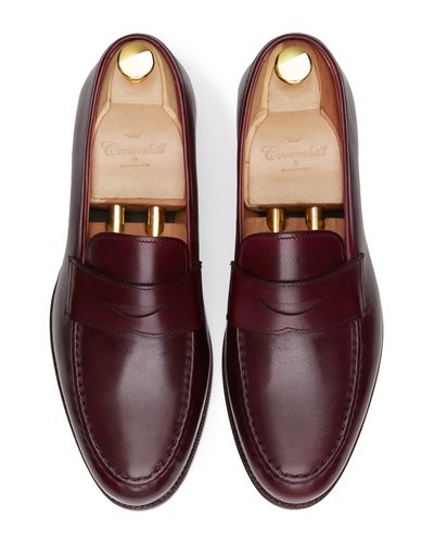 Sapato preto Oxford para os homens, sapato com forma Inglês, clássicos sapatos, sapatos elegantes, sapatos para casamentos, sapatos de casamento para os homens
