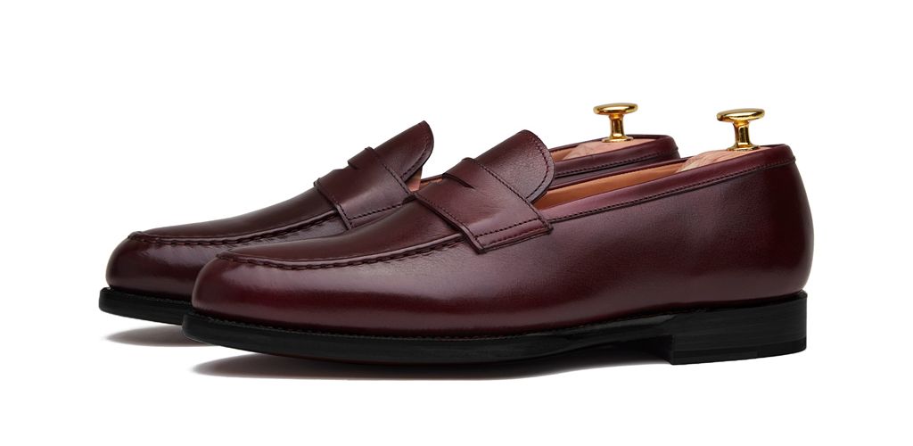 Sapato preto Oxford para os homens, sapato com forma Inglês, clássicos sapatos, sapatos elegantes, sapatos para casamentos, sapatos de casamento para os homens